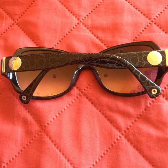 Barely used Coach sunglasses. - Picture 2 of 4